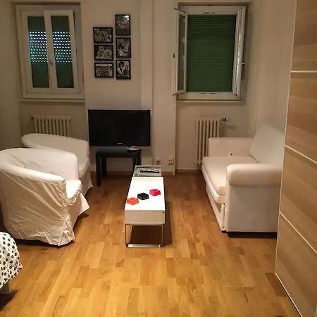 Lägenhet A 7 Minutes De La Gare De