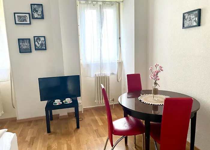 A 7 Minutes De La Gare De